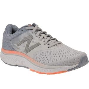 New Balance Women's 940 V4 Running Shoe